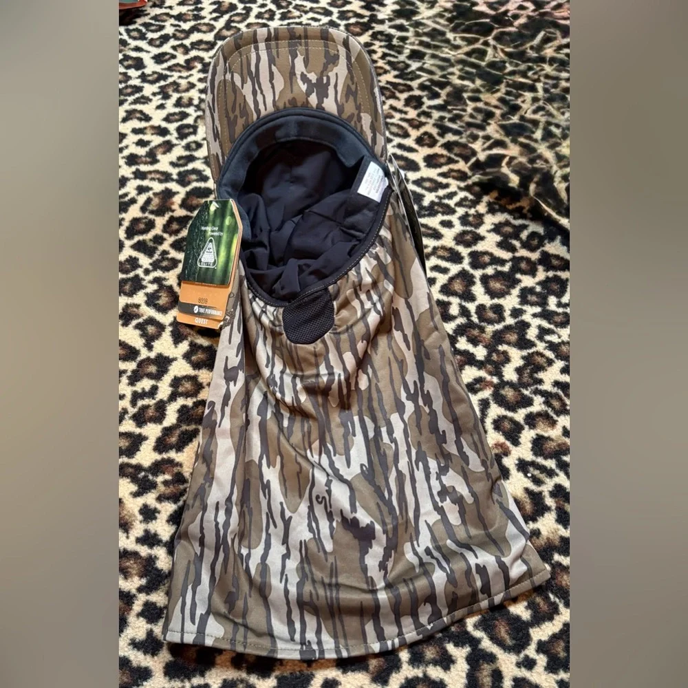 NWT Mossy Oak Quikcamo hunting hat